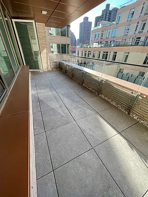 Rented by Luxhome LLC | media 7