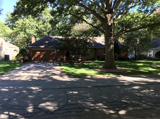 6409 Milhaven Dr, Mission, KS 66202