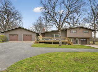 1302 Marion Dr, Neosho, MO 64850