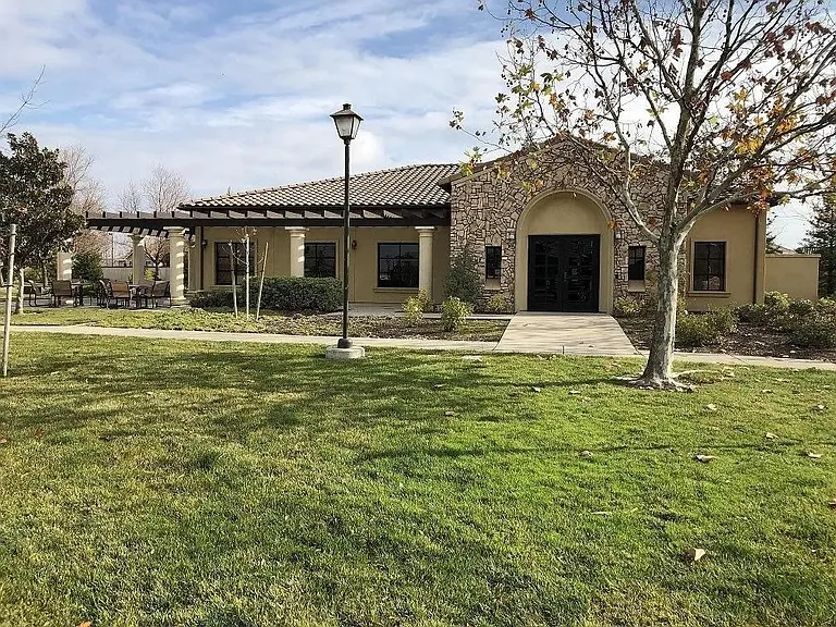 4391 Danube River Ln — Photo 38