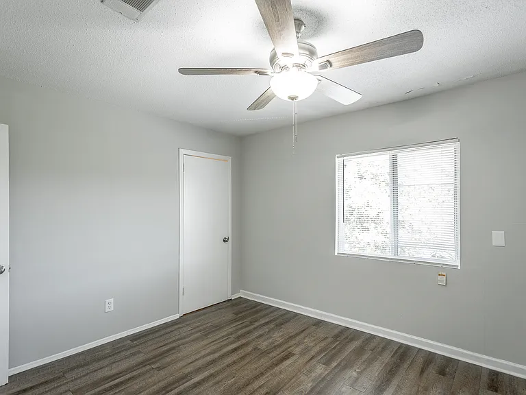 4407 Delashmitt Rd — Photo 24