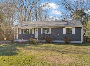 1405 Gracewood Dr, Greensboro, NC 27408