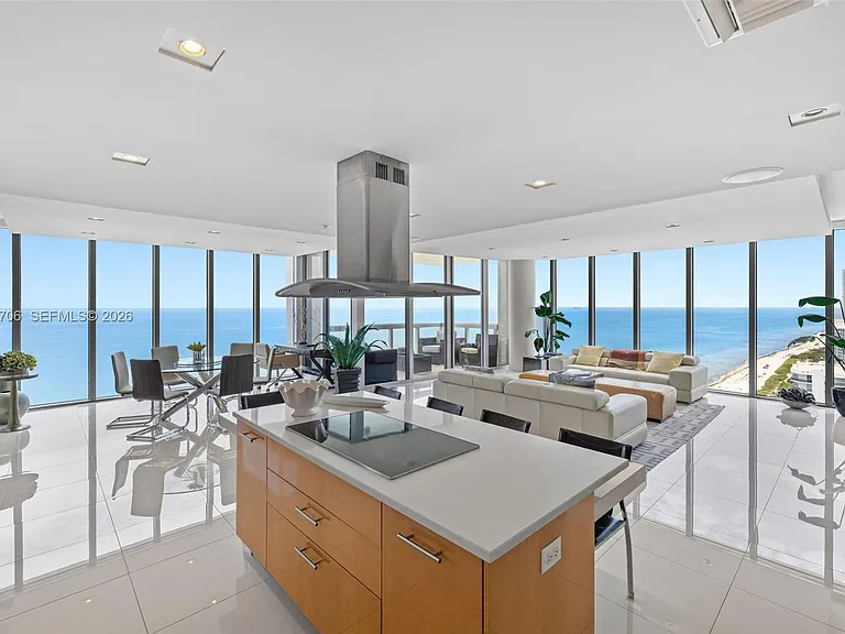 6899 Collins Ave #2708 — Photo 5