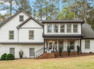 302 Rutherglen Dr, Cary, NC 27511