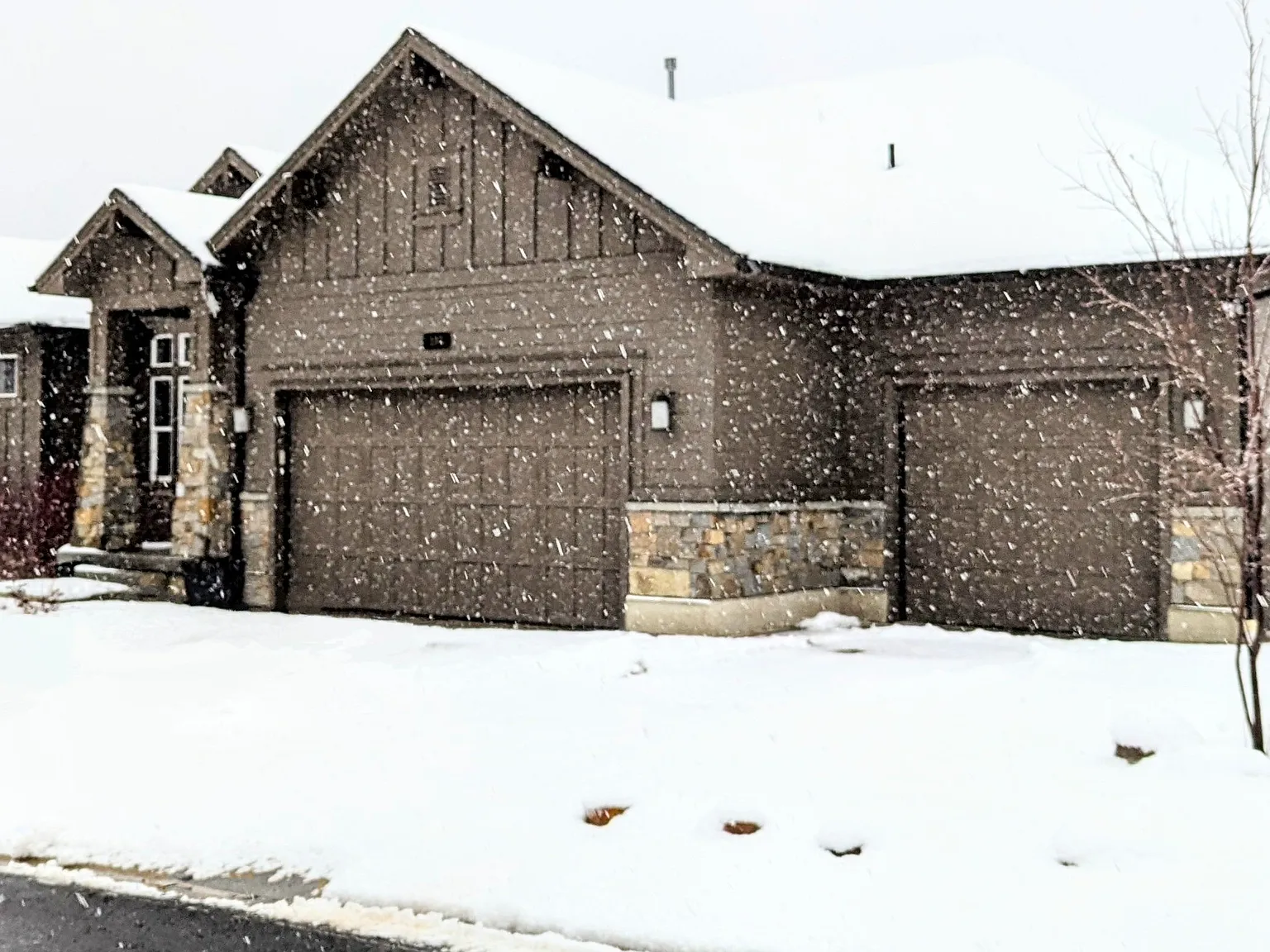380 E Keetly Station Cir — Photo 2