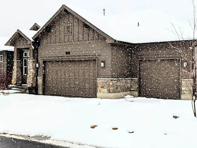 380 E Keetly Station Cir — Photo 3