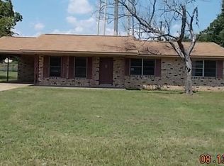 405 Whitten St, Headland, AL 36345