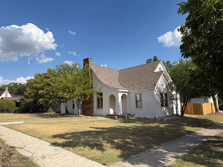 3300 Purington Ave — Photo 1