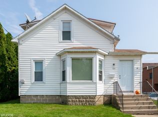 120 N Sacramento St, Sycamore, IL 60178