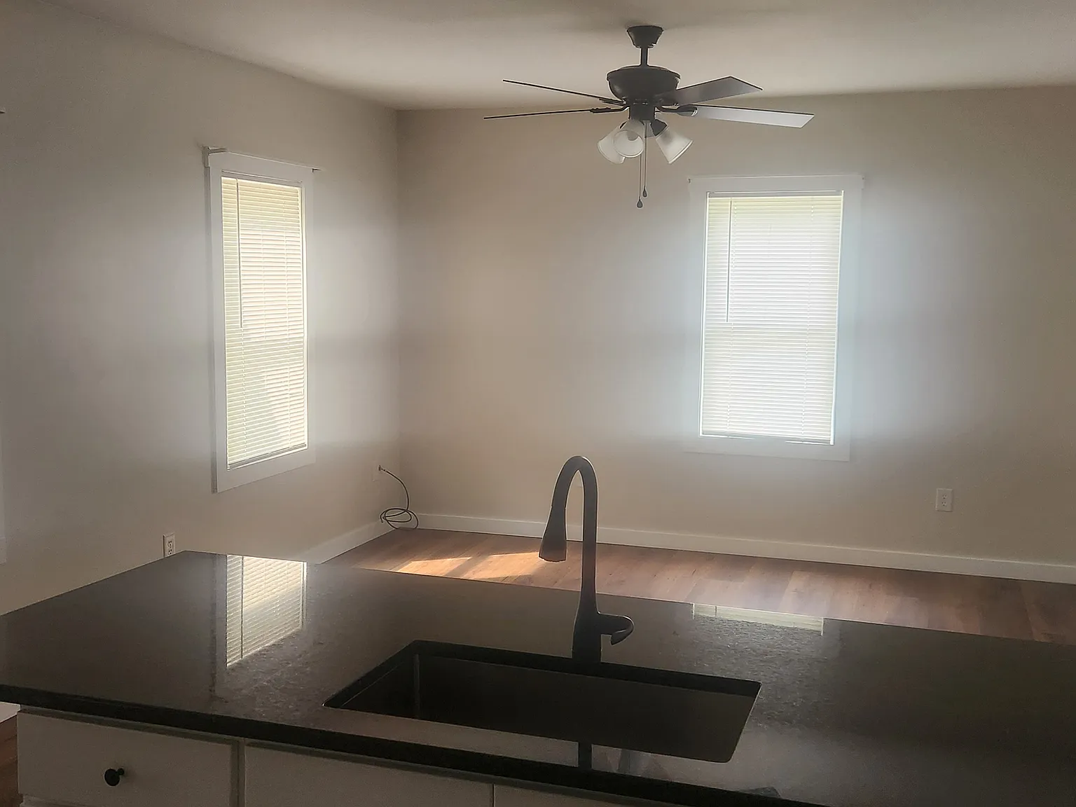 2 bed, $1,250 — Photo 2