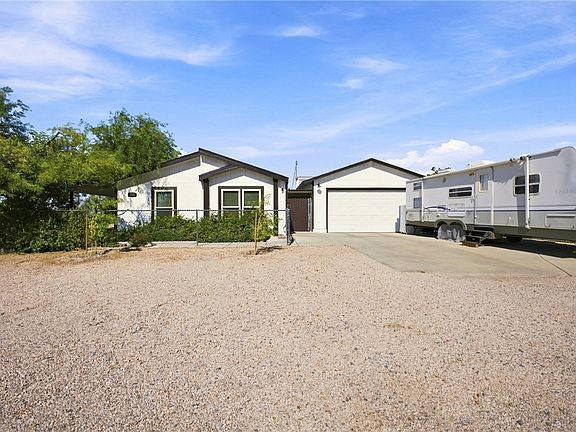 2nd image of 13235 Cove Parkway
