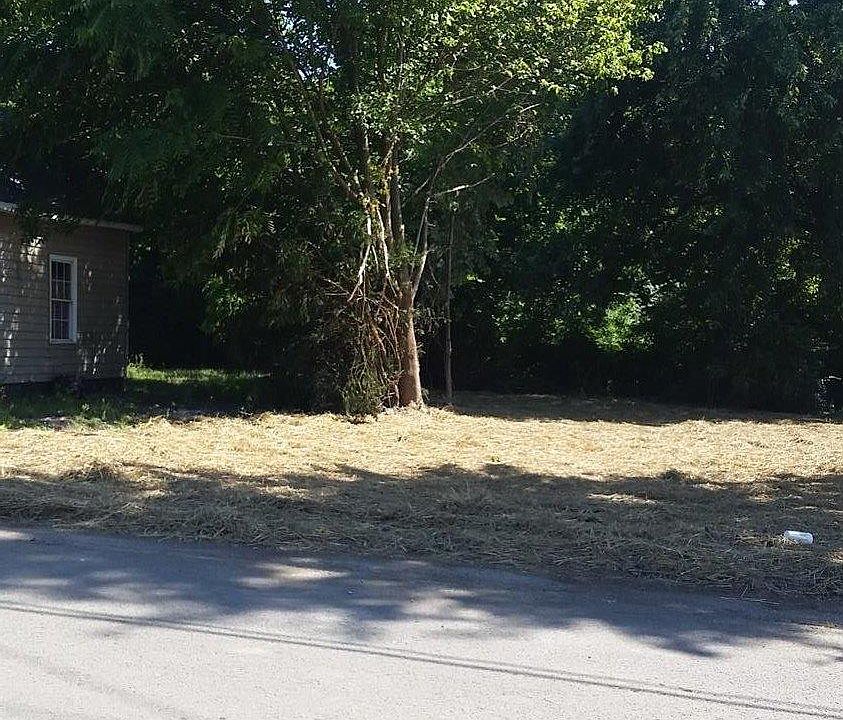 1st image of 340 Edwards Ave