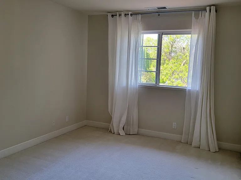 10553 Johnson Ave — Photo 10