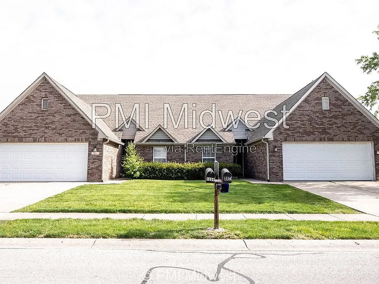 1092 Cobra Dr — Photo 31