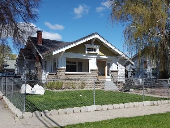 1905 4th St Baker City Or 97814 Zillow