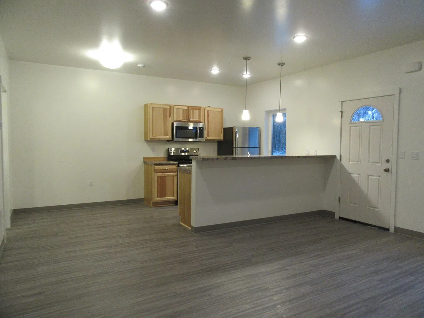 Shane 1246 — Photo 2
