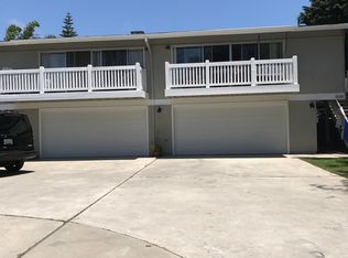 1547 1/2 Summit Ave, Cardiff, CA 92007