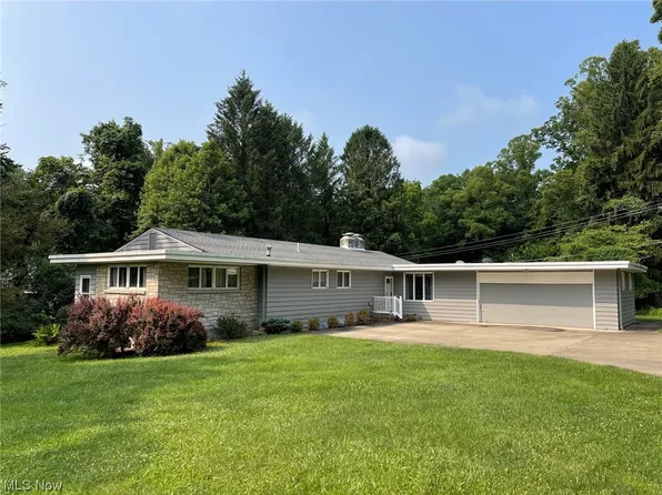 2935 Coldspring Rd, Zanesville, OH 43701