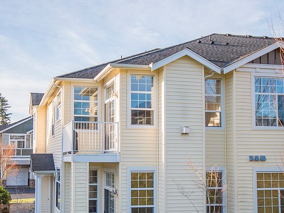 4th image of 1855 Trossachs Blvd SE Unit 1704