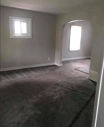 3rd image of 3431 W 136th St