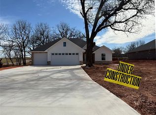 2201 Winter Ridge Rd, Blanchard, OK 73010