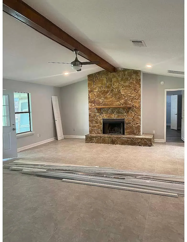 Building Photo - 12334 Windstream Ln