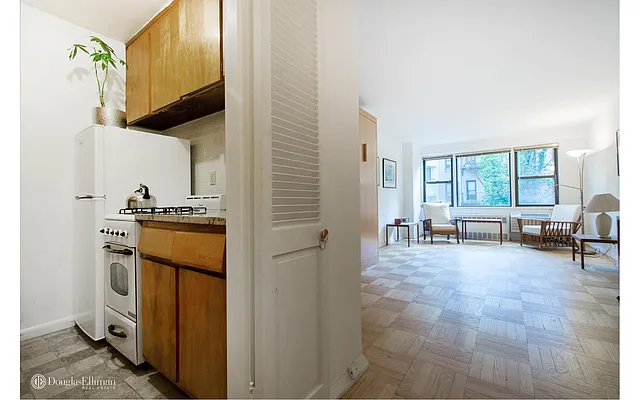 Sold by Douglas Elliman | media 4