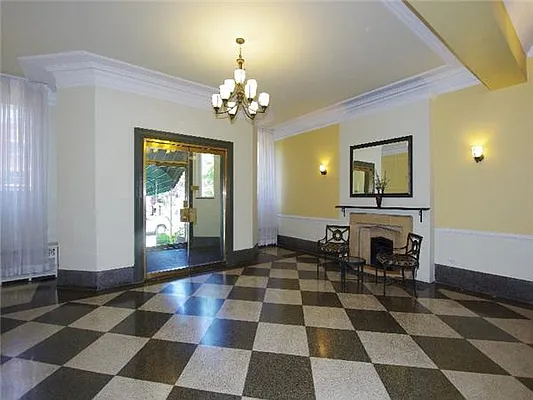 Sold by Exclusive Properties Sotheby's International Realty | media 11