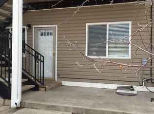 810 E Laramie St APT 2, Gillette, WY 82716