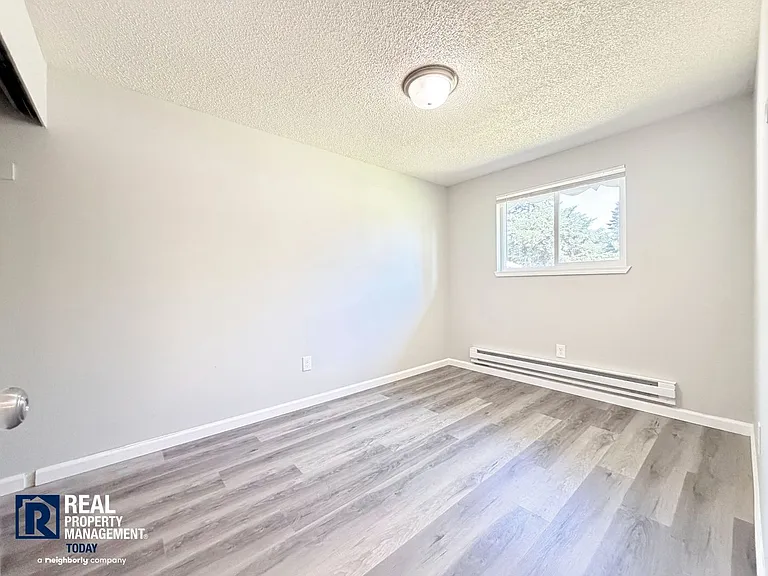 Elizabeth Anderson Apartments — Photo 13