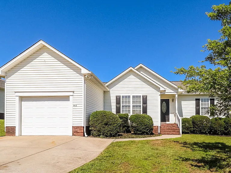 4512 Carol Ct — Photo 1