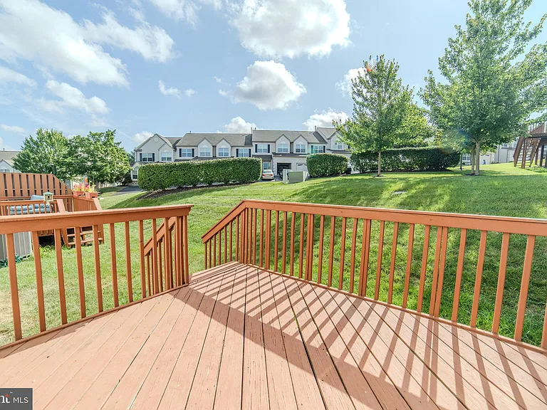 651 Fawn Cir — Photo 26