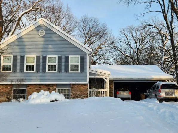 7424 Edgewood Ave N, Brooklyn Park, MN 55428