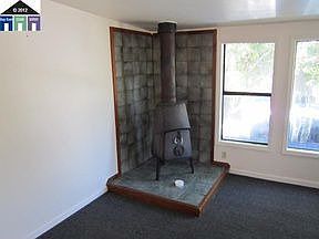 4th image of 5926 Clement Ave