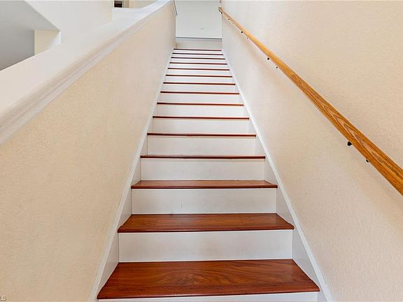 3rd image of 8285 Silver Birch WAY