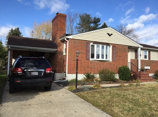 145 Hollow Brook Rd, Timonium, MD 21093