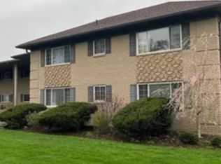 2311 Walton Blvd UNIT 40, Rochester Hills, MI 48309