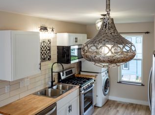 1549 D Ave NE APT 3, Cedar Rapids, IA 52402