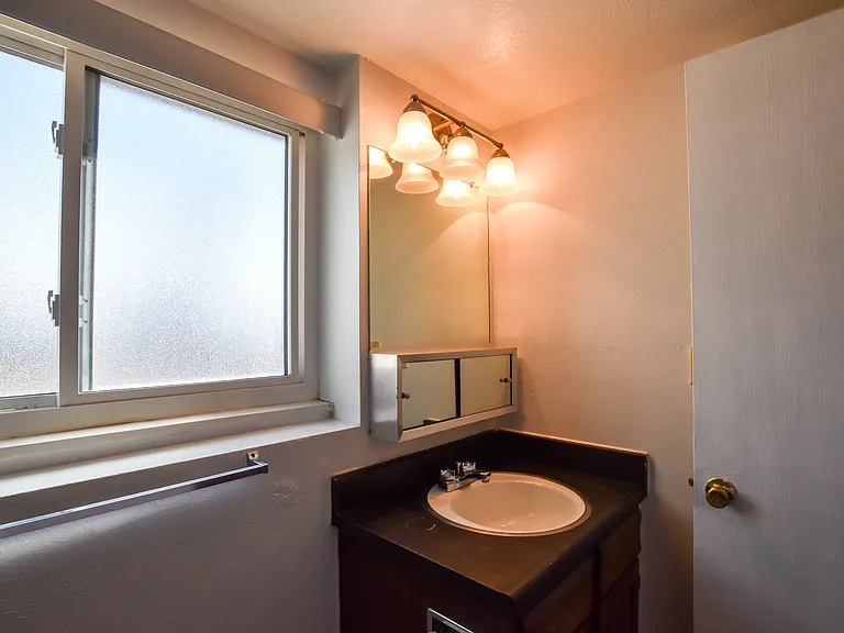 4925 Hackamore Dr N — Photo 13