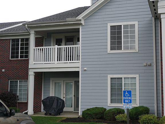 2nd image of 3129 Crestmont Ln APT 205
