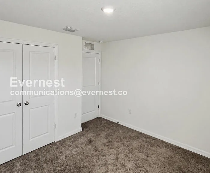 5106 Plumeria Dr — Photo 14