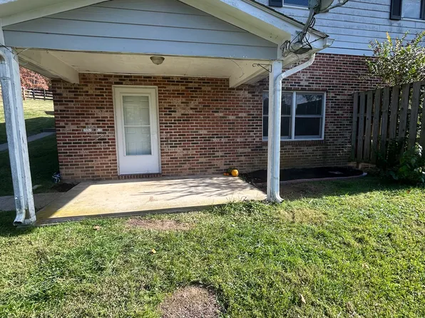 91 Marlbrook Ln #9, Buena Vista, VA 24416