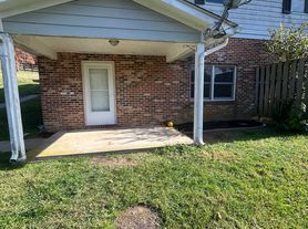 91 Marlbrook Ln, Buena Vista, VA