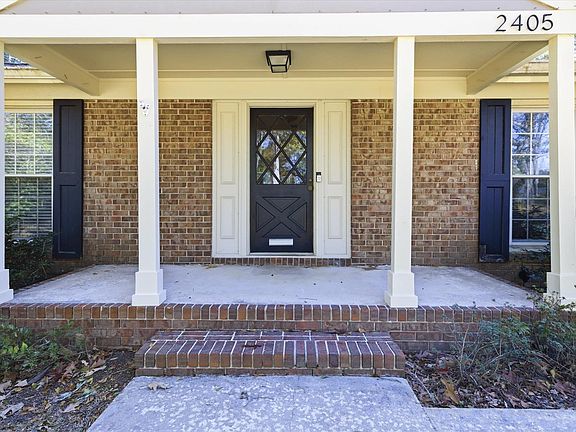 4th image of 2405 Limerick Dr