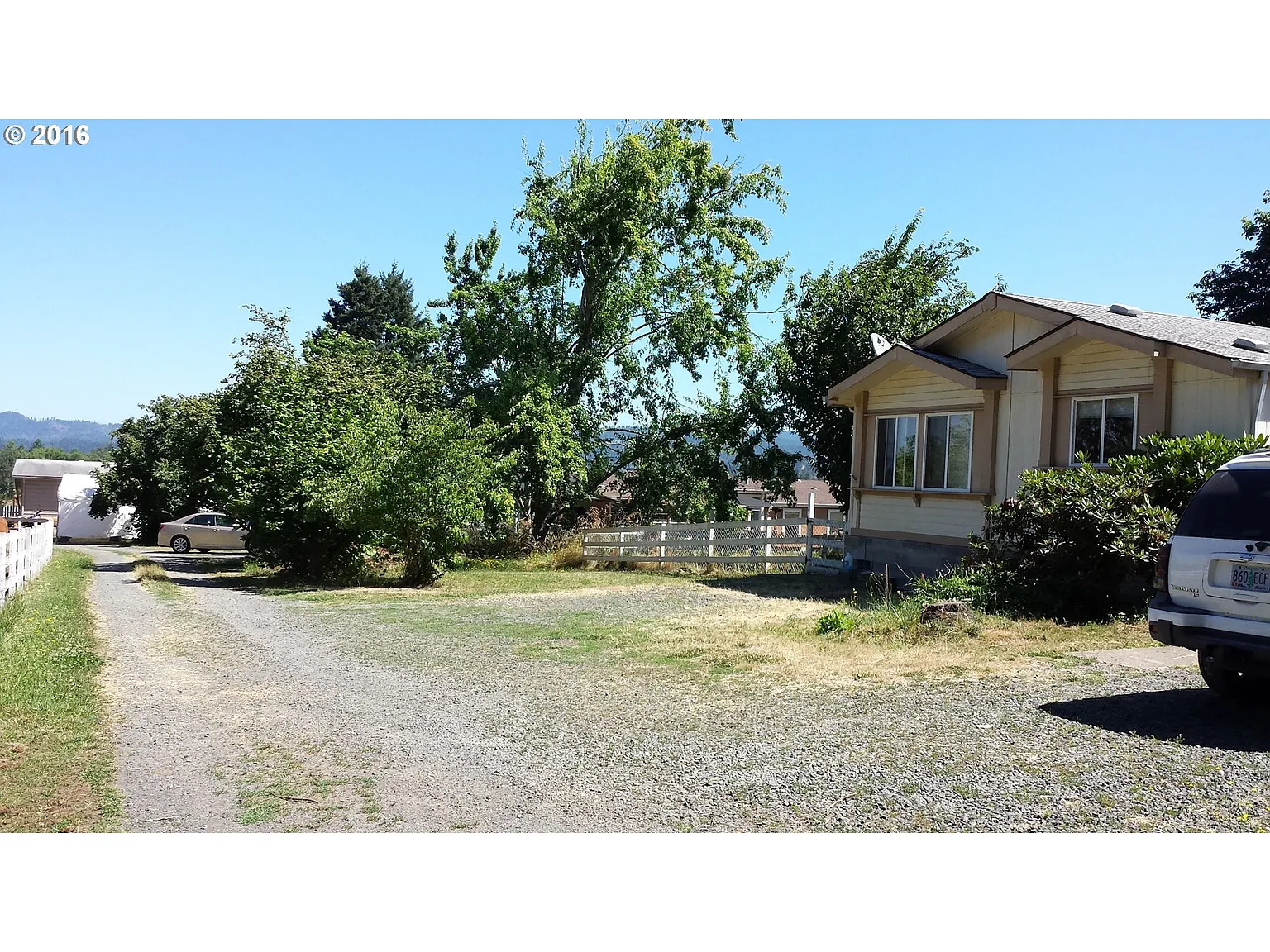 84689 Parkway Rd photo 1