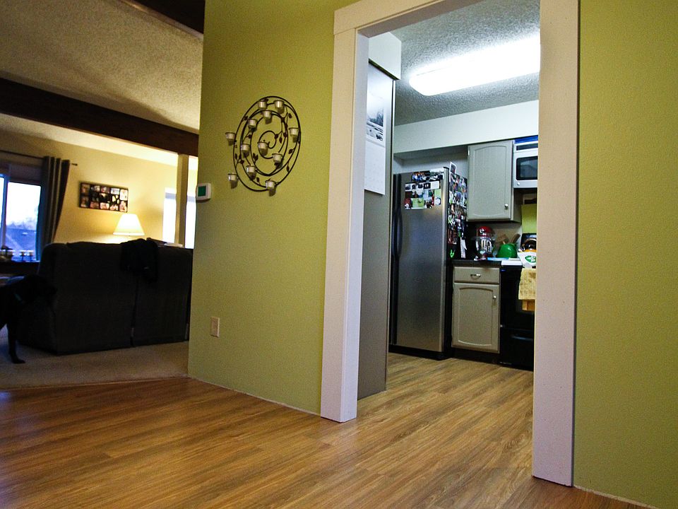 Nice updated dining
