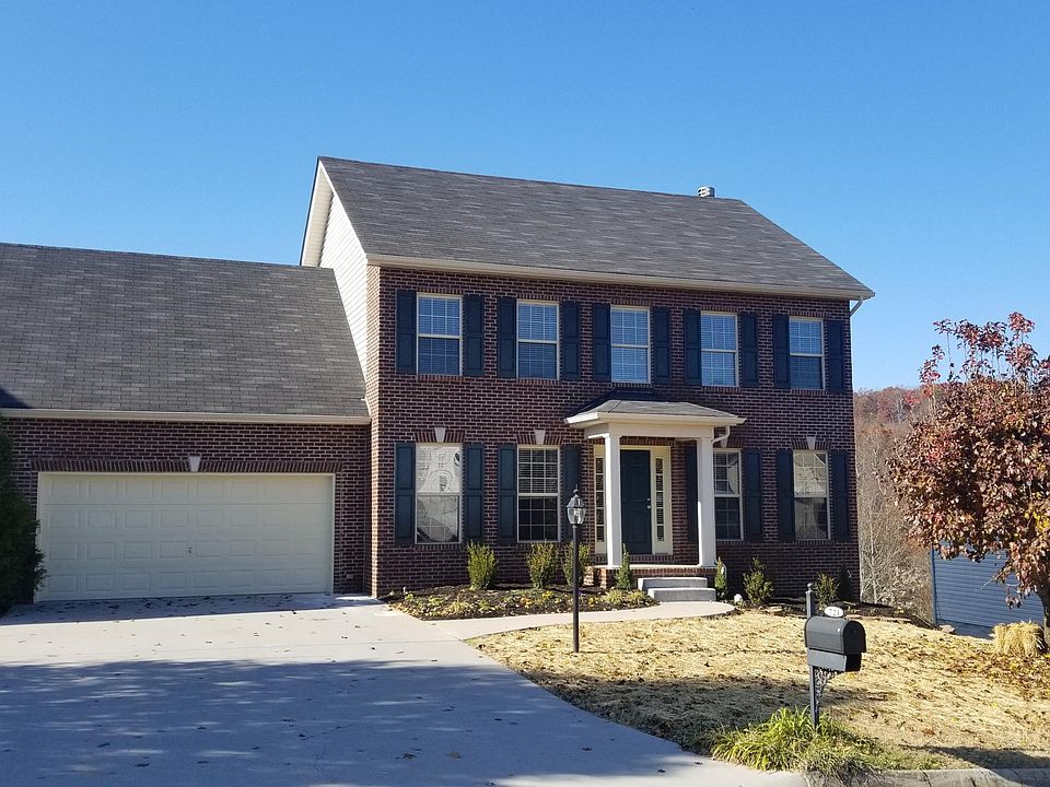 1st image of 721 Hidden Glen Ln