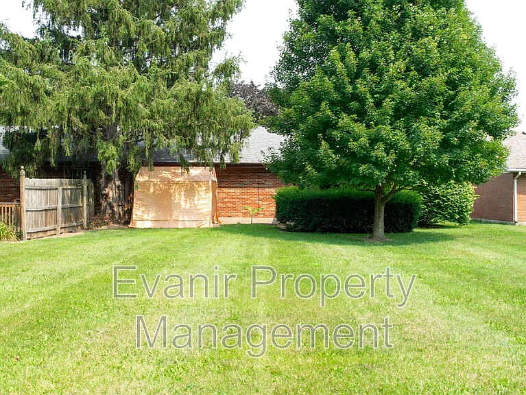3164 Honeysuckle Dr — Photo 27