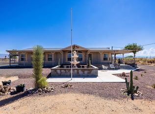 4206 N Cordes Rd, Golden Valley, AZ 86413