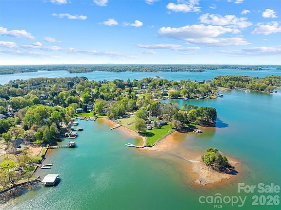 4th image of 126 Aqua Dr #4